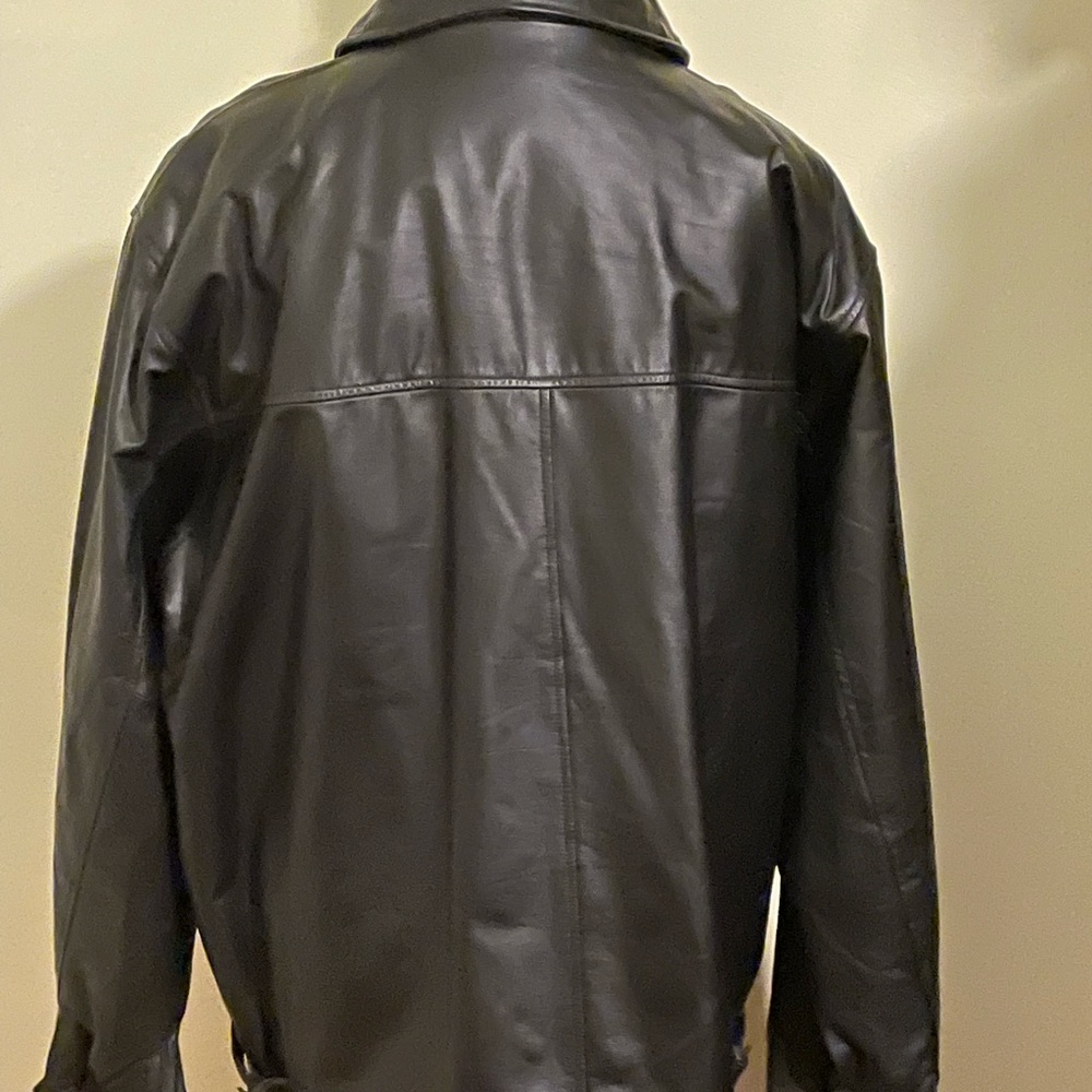 Leather jacket - Picture 2 of 3